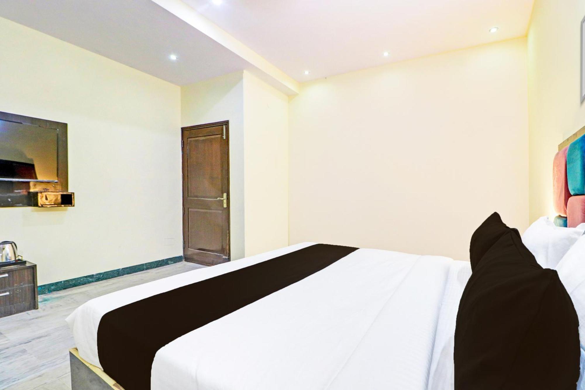 Hotel O Mansarover Inn Nuova Delhi Esterno foto