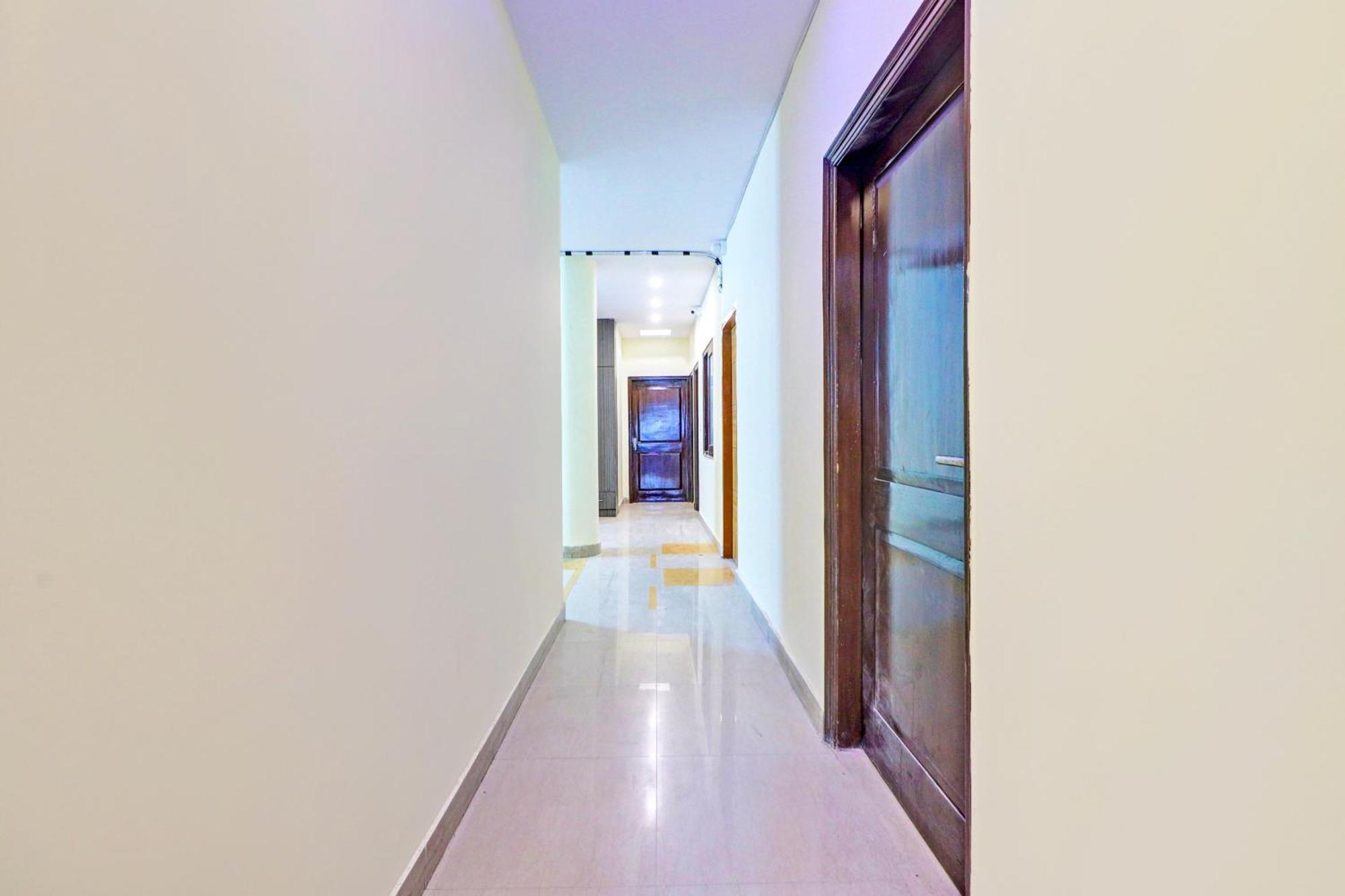 Hotel O Mansarover Inn Nuova Delhi Esterno foto